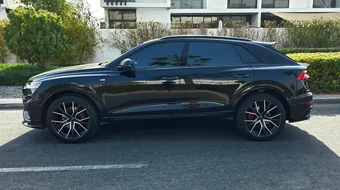 2019 AUDI Q8 — фото 3
