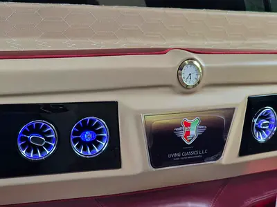 صورة 14 لـ 2018 Cadillac ESCALADE
