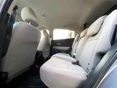 صورة 11 لـ 2022 Honda HR-V