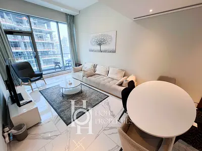 Vacant | Balcony with Canal View And Partial Burj Khalifa | High Floor | Multiple Cheques