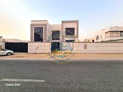 Brand New luxurious 5-Bedroom Villa with 2 majlis maidroom, Private Garden, pool,private parking,