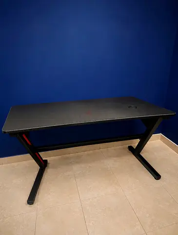 Black Z-shaped Gaming/Study Desk with Cable Hole