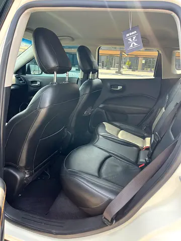 صورة مصغرة 11 لـ 2021 JEEP COMPASS