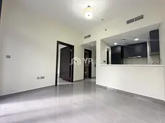 High Floor | Multiple Cheques | Ready to move-in!