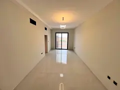 First occupancy - High Street - Master bedroom with balcony and open view - Excellent layout - Centr