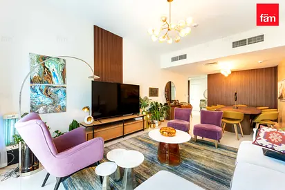 Corner Unit | Single Row | Spacious Family Villa