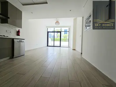 3Bhk Apartment With Kitchen Appliances with Loundry Room Rent 130k