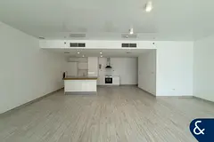 Private Terrace | Large Layout | Vacant