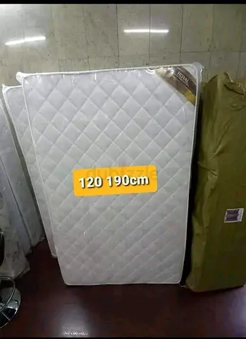 BRAND NEW DOUBLE SIZE MEDICATED MATTRESS 120X190 CM