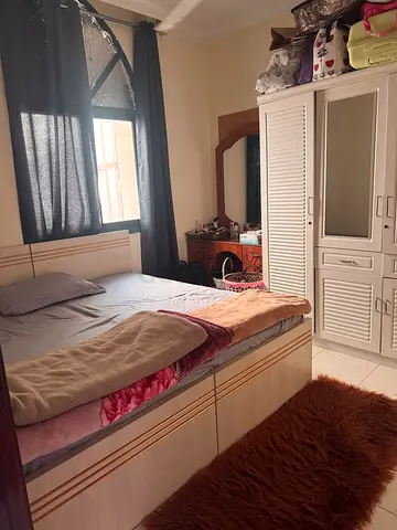 Executive ladies bed space available Ajman