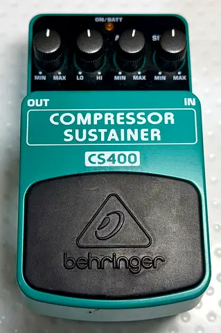 Behringer COMPRESSOR/SUSTAINER CS400 Ultimate Dynamics Effects Pedal