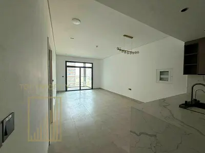 شقة حديثة بغرفة نوم واحدة | إطلالة على وسط المدينة | JVC AB Cavalier
