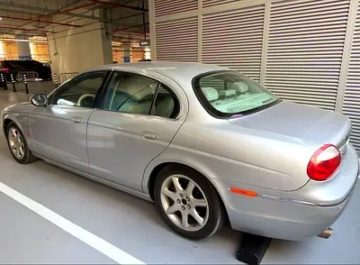 صورة 4 لـ 2005 Jaguar S-TYPE