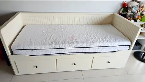 Ikea hemnes day bed with mattress 2