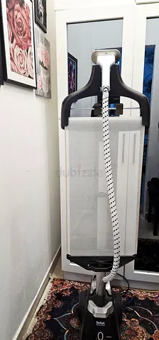 Tefal Garment Steamer in Good Working Condition