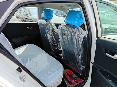 2019 KIA RIO 照片 15