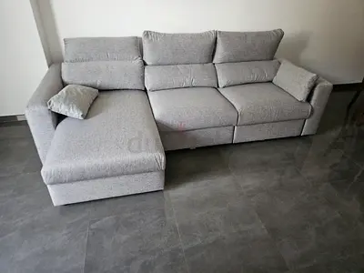 Perfect like brand new Condition IKEA eskelstuna L shape sofa bed