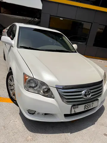 صورة مصغرة 2 لـ 2010 Toyota AVALON