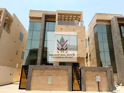 🏡 فيلا فاخرة للبيع – 6 غرف نوم + غرفة دراسة | تشطيبات راقية