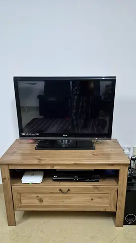 LG 32-inch LED TV in good working condition