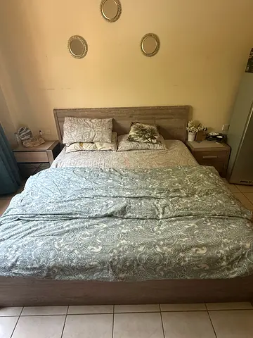 King Bed + 2 Side Table + Mirror + Drawer