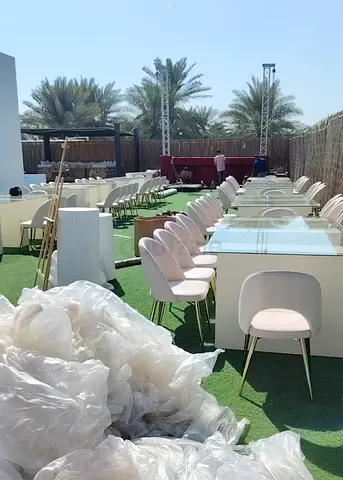 كراسي وطاولات اعراس