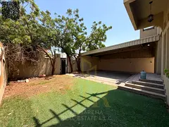 A villa with a price including electricity, water and air conditioning fees on the main street, read