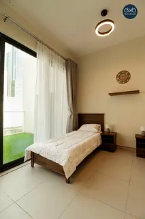 Bedspace in Shk zayed road , DIFC ((25% discount ))