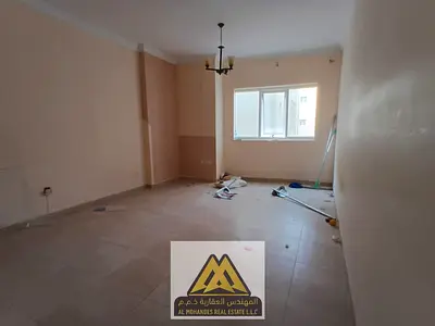 Excellent location | Excellent price | Vibrant area | Close to all amenities | Regular maintenance included | Open view