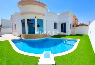 3BR VILLA WITH PRIVATE POOL|