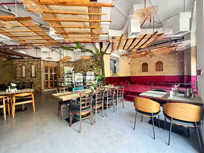 PRIME LOCATION | FULLY EQUIPPED RESTAURANT | 1,827 SQ.FT