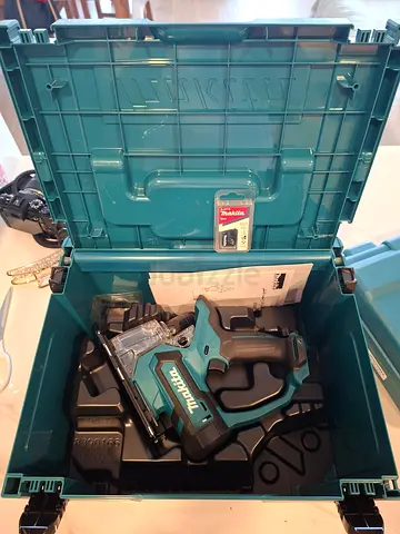 Makita 12v Cordless Drywall Cutter, SD100DZJ