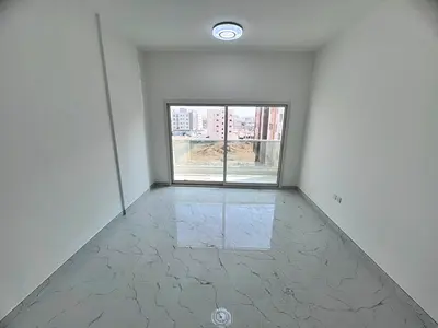 شهر فرى _ اول ساكن _ اطلاله ممتازه _ العاليه عجمان _ تسهيلات في الدفعات _ قريب من الخدمات _ سهل المخرج لدبي والشارقه