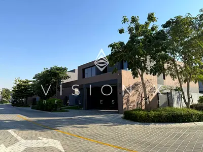 Spacious 4-Bed Villa | Serene Area | Ready Now