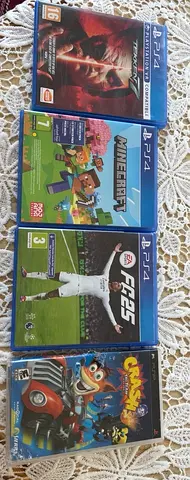 PS4-ps2 cds good condition inside-out