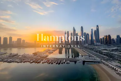Full Marina Skyline | Vacant | Flexible Furniture