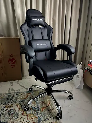 GTPLAYER Ergonomic Gaming Chair – Like New (Black)