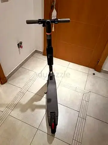 Segway Ninebot ES4 KickScooter w 2nd Battery - Pro Electric Kick Scooter for Adults