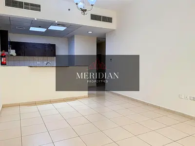 1bhk apt for rent in Mazaya 08