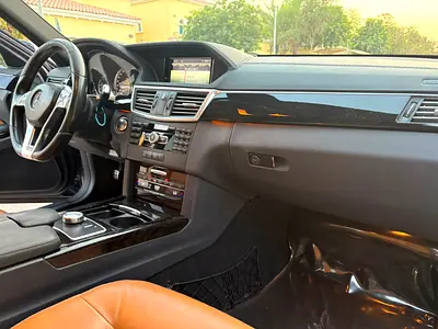 2013 Mercedes-BENZ E-CLASS 缩略图 8