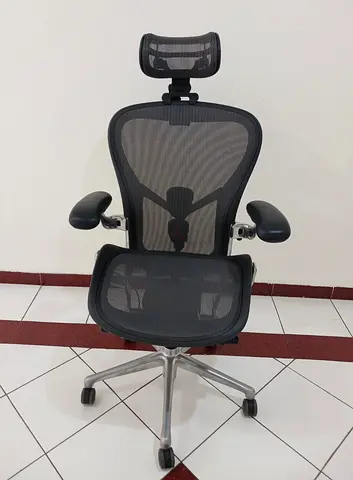 Selling For Herman Miller Remastered Aeron Chair Size C With Headrest
