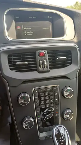 2015 Volvo V-CLASS 照片 5