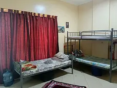 Bed space available for monthly rent
