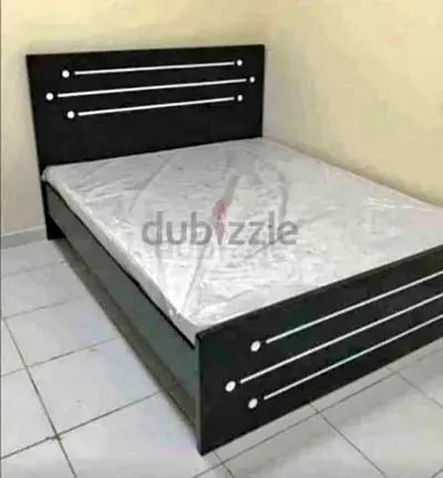 BED QUEEN SIZE MDF WITH MATTRESS 150X190 CM