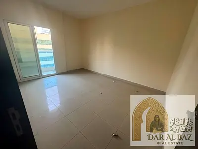 شقة غرفة وصالة للإيجار السنوي في التعاون – الشارقة | 2 بلكونة | 2 حمام | موقف سيارات مجاني | تكييف مركزي
