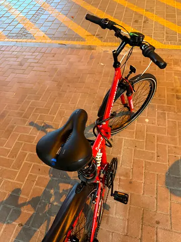 Red hybrid city bike - used, good condition