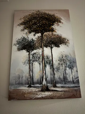 Painting wallpaper