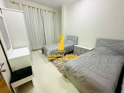 شقة غرفتين وصالة مفروشة للإيجار الشهري في عجمان كورنيش ، تشمل الفواتير والإنترنت وموقف سيارة🚗موقع مميز وخدمات قريبة للسكن المريح🌟