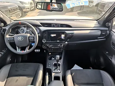 صورة 11 لـ 2025 Toyota HILUX