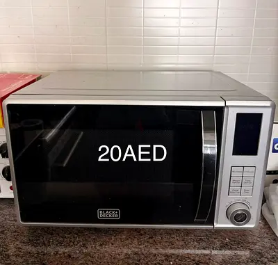 Black+Decker Microwave Oven - Good Working Condition